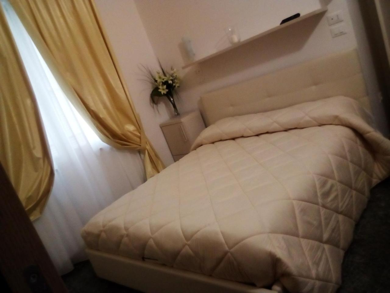 サン・ベネデット・デル・トロント Officina Urban Sleep Bed & Breakfast エクステリア 写真
